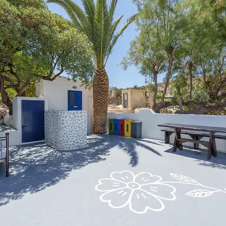 Martin's House * Heraklia